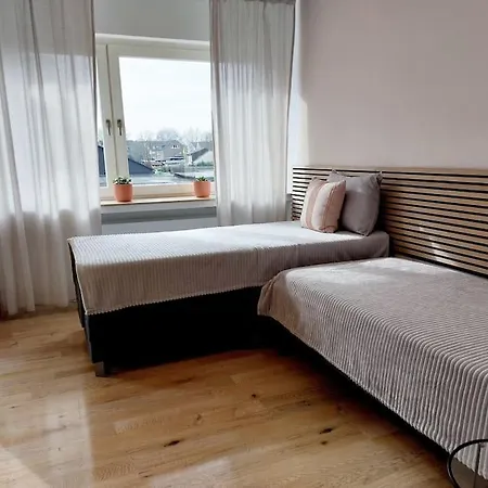 דירה Modernes In *